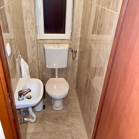 Vivien * بودابست